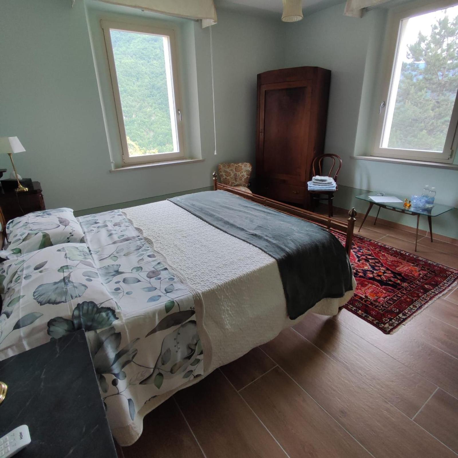 Cantoquinto Bed And Breakfast Fivizzano Exterior photo