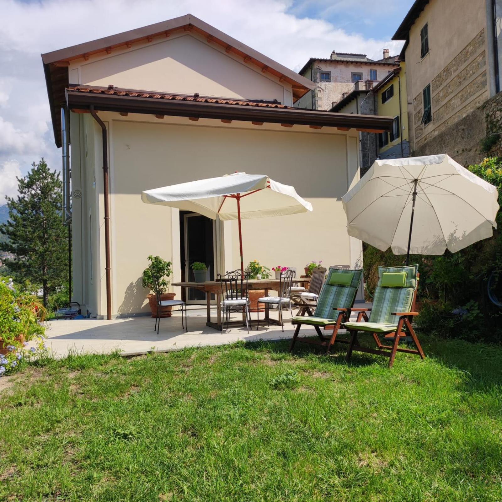 Cantoquinto Bed And Breakfast Fivizzano Exterior photo